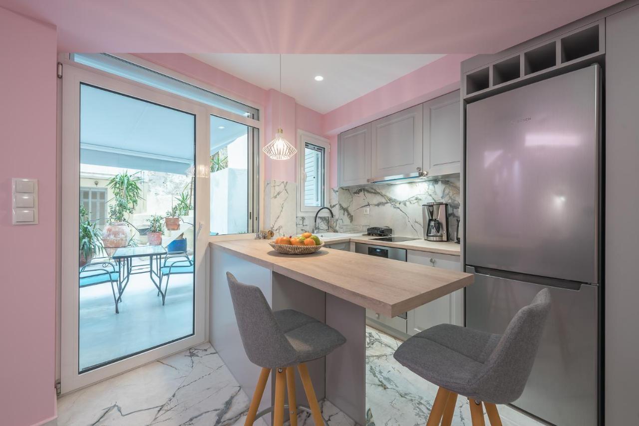 The Courtyard Oasis Apartamento Atenas Exterior foto