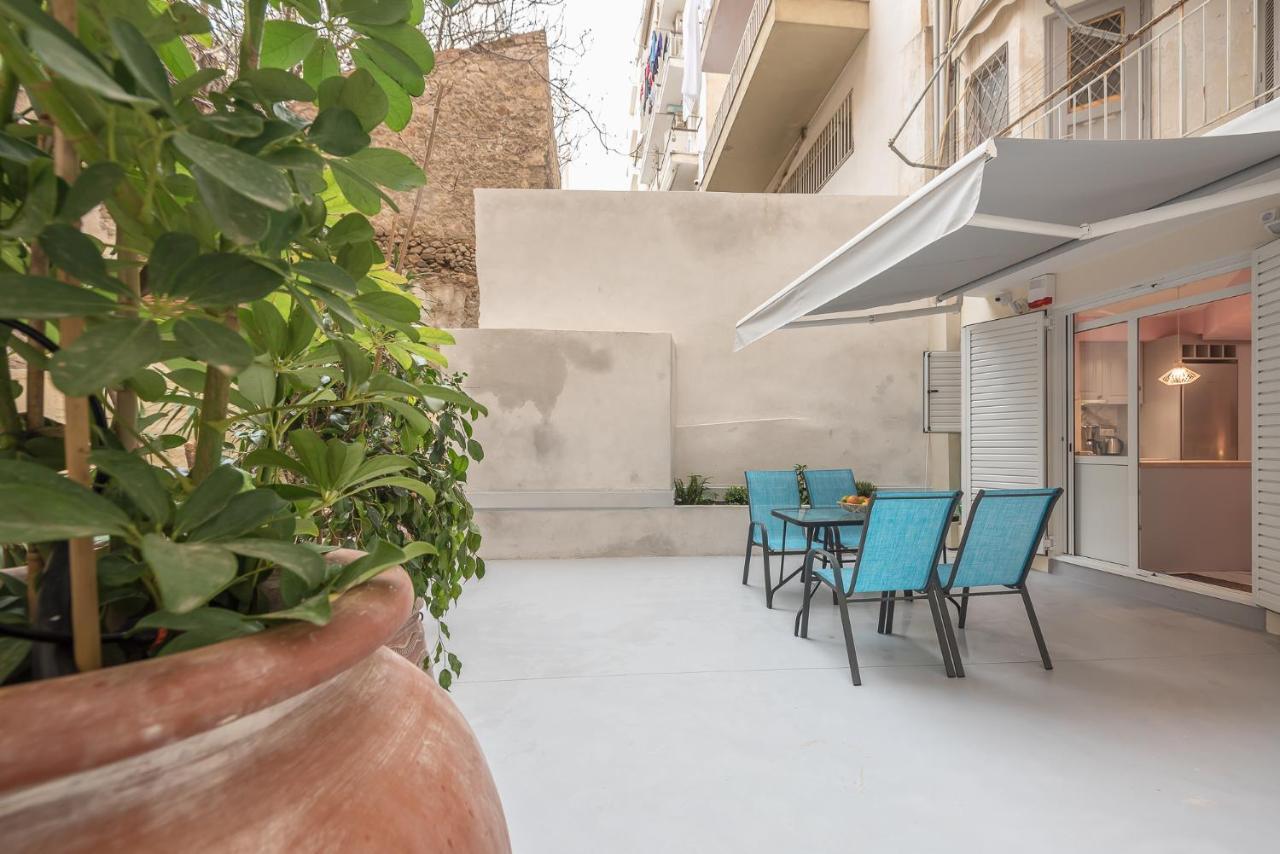 The Courtyard Oasis Apartamento Atenas Exterior foto